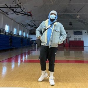 Meet your Posher, Jason